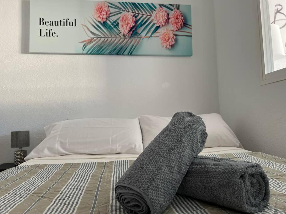 Apartments In Center ตอร์เรโมลิโนส ภายนอก รูปภาพ